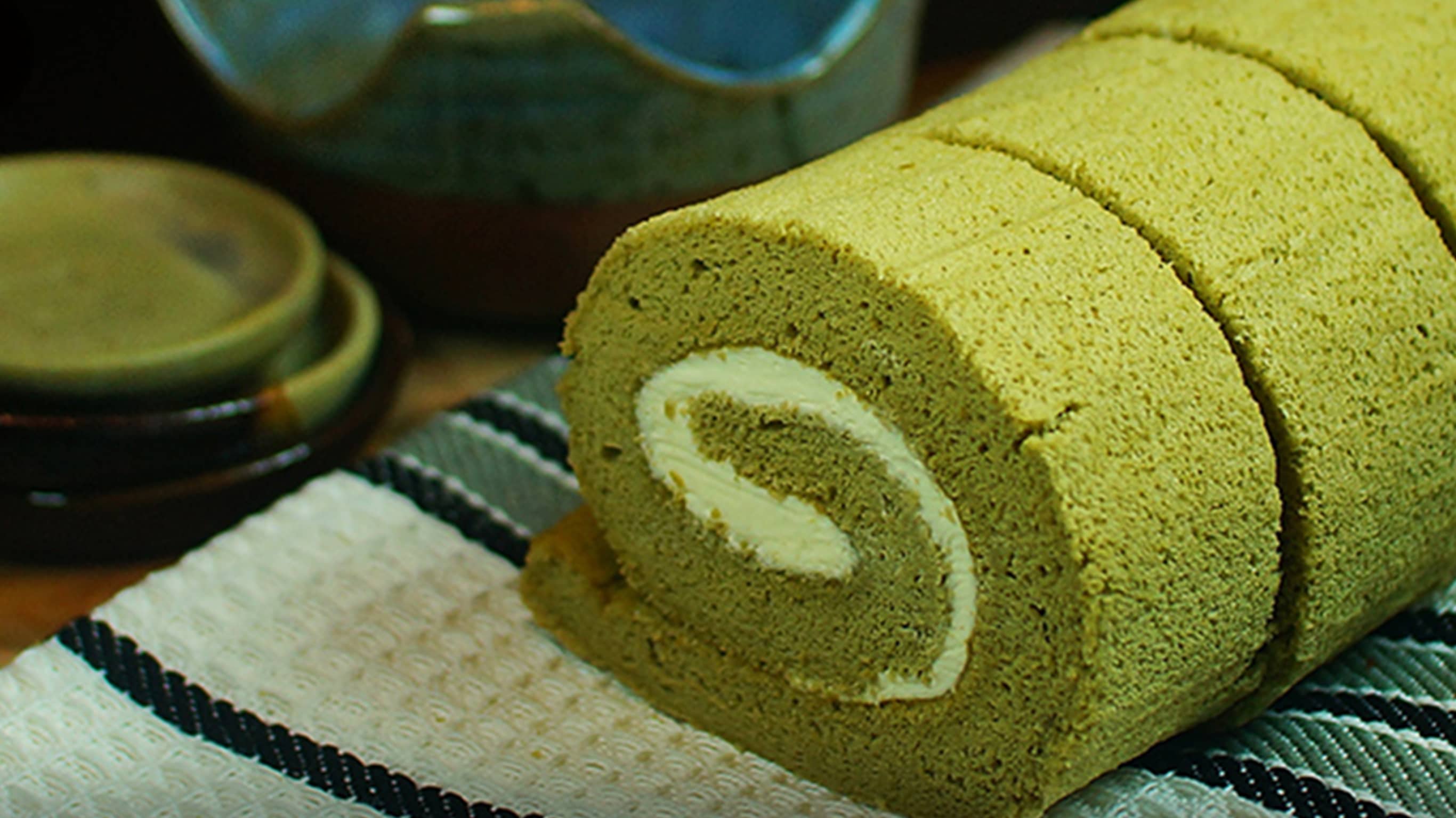 Green tea cake